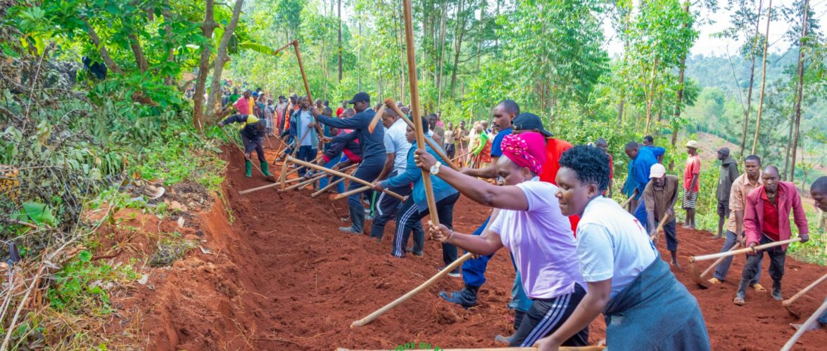 Burundi : L’honorable Ndadaye Denise aux TDC à Gatwe, Mwaro.