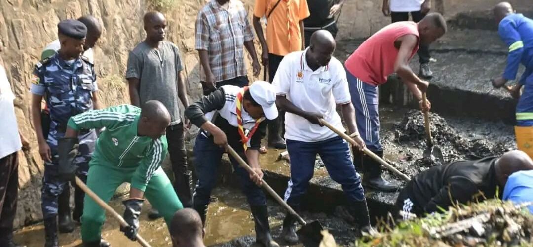 Burundi : Le Vice-Président du Sénat participent aux TDC à Rumonge.