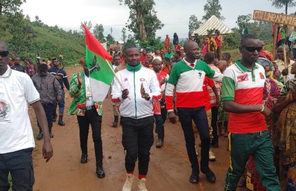 Burundi : CNDD-FDD accueille 68 nouveaux membres à Kiremba, Ngozi.