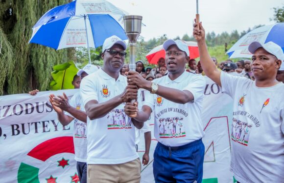 Burundi : Le Flambeau de la paix passe de Muramvya à Gitega.