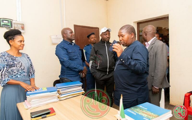 𝗥𝘂𝗺𝗼𝗻𝗴𝗲: 𝗹’𝗮𝗱𝗺𝗶𝗻𝗶𝘀𝘁𝗿𝗮𝘁𝗲𝘂𝗿 𝗱𝗲 𝗹𝗮 𝗖𝗼𝗺𝗺𝘂𝗻𝗲 𝗠𝘂𝗵𝘂𝘁𝗮 𝗿𝗮𝗽𝗽𝗲𝗹𝗲́ 𝗮̀ 𝗹’𝗼𝗿𝗱𝗿𝗲