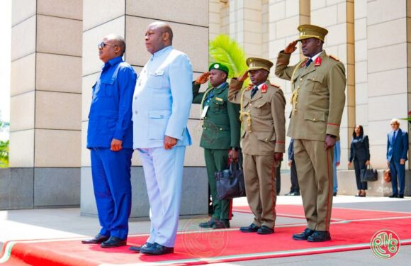 𝐆𝐮𝐢𝐧𝐞́𝐞-𝐁𝐢𝐬𝐬𝐚𝐮 – 𝐁𝐮𝐫𝐮𝐧𝐝𝐢 : 𝗿𝐞𝐧𝐟𝐨𝐫𝐜𝐞𝐦𝐞𝐧𝐭 𝐝𝐞𝐬 𝗿𝐞𝐥𝐚𝐭𝐢𝐨𝐧𝐬 𝗯𝐢𝐥𝐚𝐭𝐞́𝐫𝐚𝐥𝐞𝐬