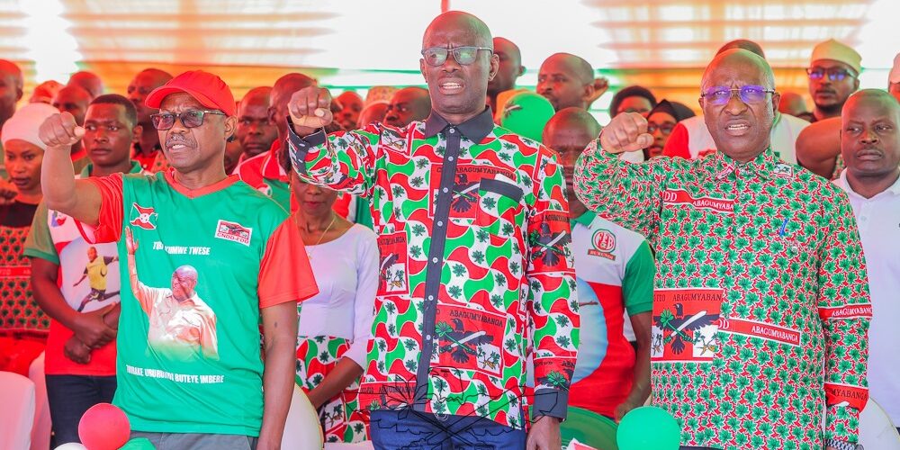 Burundi / Campagne 2025 : Puissant meeting du CNDD-FDD à Cibitoke, Bujumbura.