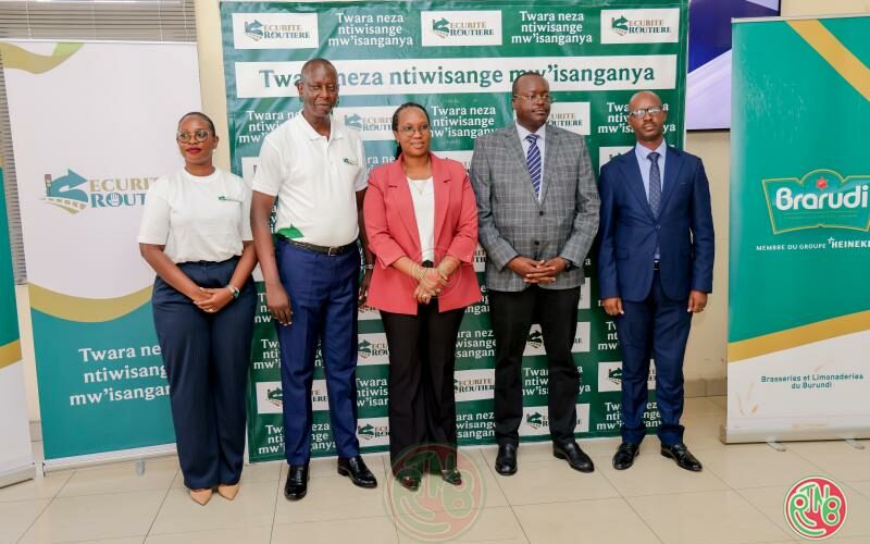 𝗦𝗲́𝗰𝘂𝗿𝗶𝘁𝗲́ 𝗿𝗼𝘂𝘁𝗶𝗲̀𝗿𝗲 : 𝗹𝙖 𝙨𝙤𝙘𝙞𝙚́𝙩𝙚́ 𝗕𝗿𝗮𝗿𝘂𝗱𝗶 𝗽𝗮𝘀𝘀𝗲 𝗮̀ 𝗹’𝗮𝗰𝘁𝗶𝗼𝗻