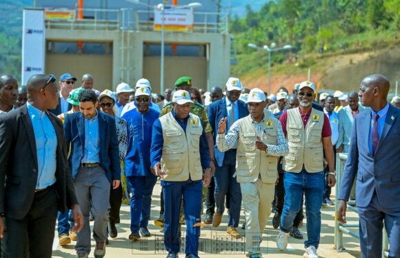 Inauguration par le Président Ndayishimiye de la Centrale Hydroélectrique de Jiji