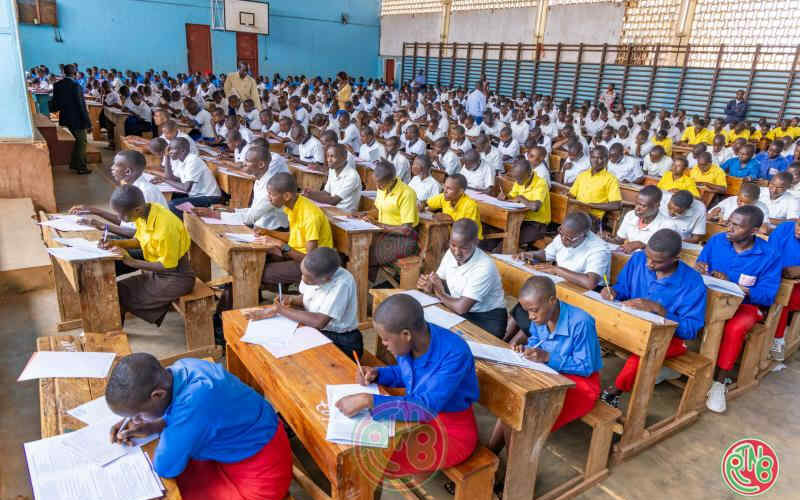 Burundi : 68 124 élèves ont passé l’examen d’État en 2025