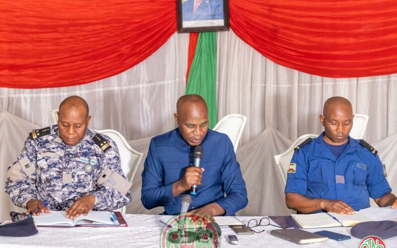 S𝙚́𝙘𝙪𝙧𝙞𝙩𝙚́ 𝙖̀ 𝙡’𝙤𝙪𝙚𝙨𝙩 𝙙𝙪 𝘽𝙪𝙧𝙪𝙣𝙙𝙞 : 𝙡𝙚 𝙢𝙞𝙣𝙞𝙨𝙩𝙧𝙚 𝙈𝙖𝙧𝙩𝙞𝙣 𝙉𝙞𝙩𝙚𝙧𝙚𝙩𝙨𝙚 𝙨’𝙖𝙙𝙧𝙚𝙨𝙨𝙚 𝙖𝙪𝙭 𝙛𝙤𝙧𝙘𝙚𝙨 𝙙𝙚 𝙡’𝙤𝙧𝙙𝙧𝙚