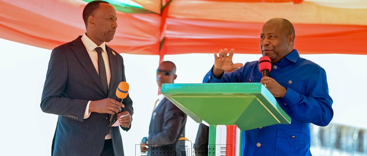 Le Président Ndayishimiye a présenté le nouveau gouverneur de Burunga et l’administrateur de Makamba