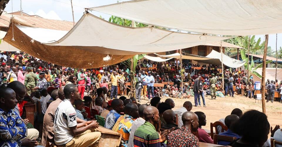 Burundi : Fête communale sur la colline Jerama à Bukinanyana