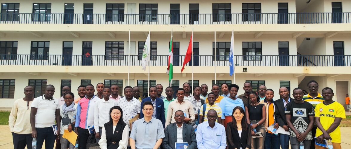 Burundi : 30 boursiers briefés avant le départ en Chine