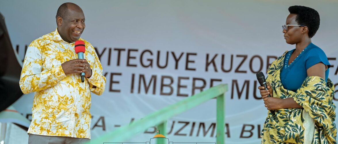 Burundi : Ndayishimiye présente la nouvelle administratrice de Mugere