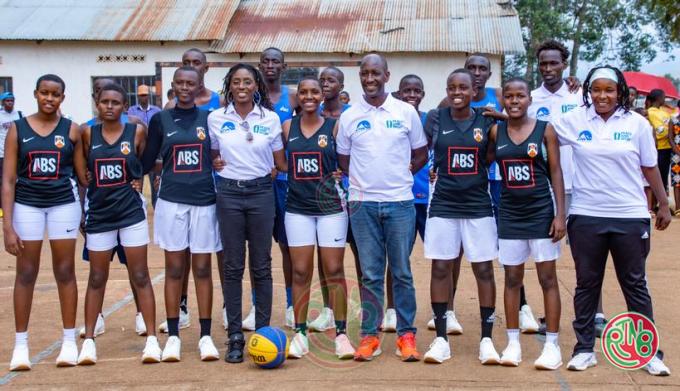 𝗠𝗮𝗸𝗮𝗺𝗯𝗮 : 𝗹𝗮 𝗙𝗼𝗻𝗱𝗮𝘁𝗶𝗼𝗻 𝗩𝗲́𝗻𝘂𝘀𝘁𝗲 𝗡𝗶𝘆𝗼𝗻𝗴𝗮𝗯𝗼 (𝗙𝗩𝗡) 𝗲𝗻 𝗮𝗰𝘁𝗶𝗼𝗻 𝗽𝗼𝘂𝗿 𝗹𝗮 𝗽𝗮𝗶𝘅