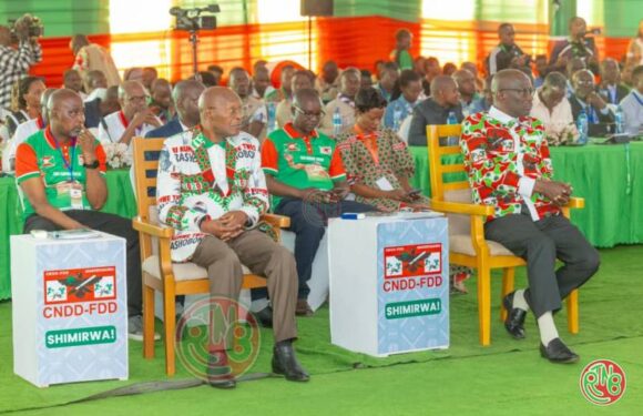 𝗖𝗼𝗻𝗳𝗲́𝗿𝗲𝗻𝗰𝗲 𝘀𝗰𝗶𝗲𝗻𝘁𝗶𝗳𝗶𝗾𝘂𝗲/𝗖𝗡𝗗𝗗-𝗙𝗗𝗗: 𝗹𝗮 𝗷𝗲𝘂𝗻𝗲𝘀𝘀𝗲 𝗮𝘂 𝗰𝗼𝗲𝘂𝗿 𝗱𝘂 𝗹𝗲𝗮𝗱𝗲𝗿𝘀𝗵𝗶𝗽 𝗲𝘁 𝗱𝘂 𝗱𝗲́𝘃𝗲𝗹𝗼𝗽𝗽𝗲𝗺𝗲𝗻𝘁