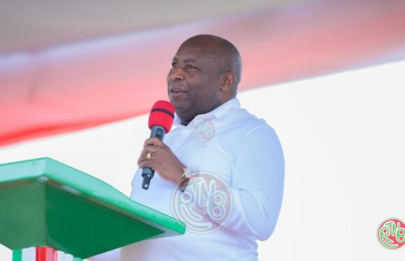 𝐁𝐮𝐛𝐚𝐧𝐳𝐚 : 𝐋𝐞 𝐜𝐡𝐞𝐟 𝐝’𝐄́𝐭𝐚𝐭 𝐚𝐩𝐩𝐞𝐥 𝐚̀ 𝐥’𝐮𝐧𝐢𝐭𝐞́ 𝐞𝐭 𝐚𝐮 𝐭𝐫𝐚𝐯𝐚𝐢𝐥