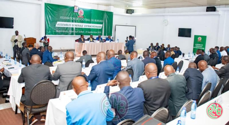 𝐋𝐚 𝐅𝐅𝐁 𝐚𝐝𝐨𝐩𝐭𝐞 𝐝𝐞 𝐧𝐨𝐮𝐯𝐞𝐚𝐮𝐱 𝐭𝐞𝐱𝐭𝐞𝐬 𝐫𝐞́𝐠𝐥𝐞𝐦𝐞𝐧𝐭𝐚𝐢𝐫𝐞𝐬 𝐞𝐭 𝐬𝐞 𝐩𝐫𝐞́𝐩𝐚𝐫𝐞 𝐩𝐨𝐮𝐫 𝐥𝐞𝐬 𝐞́𝐥𝐞𝐜𝐭𝐢𝐨𝐧𝐬 𝐝𝐞 𝐝𝐞́𝐜𝐞𝐦𝐛𝐫𝐞 𝟐𝟎𝟐𝟓