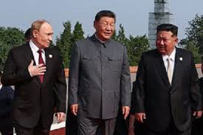 Une rencontre historique: Pékin réunit Kim, Poutine et Xi pour un défilé militaire en forme de défi à l’Occident