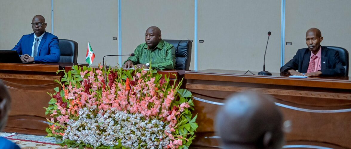 Le Chef de l’Etat burundais appelle les médias à renforcer leur rôle dans la transformation sociale