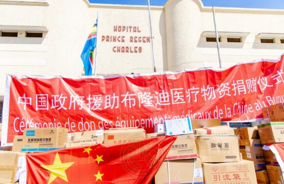 Burundi / Chine : Réception d’un don de matériel médical et de médicaments