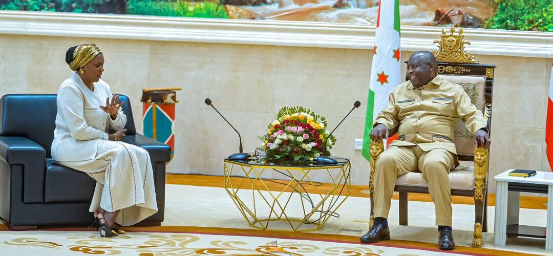 Le Chef de l’État burundais reçoit en audience Hon. Fatuma Zainab Mohammed, envoyée spéciale du Président kényan