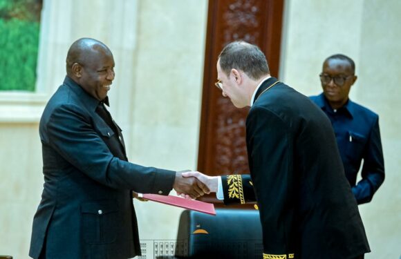 Le Président Évariste Ndayishimiye reçoit les lettres de créance de trois nouveaux ambassadeurs accrédités au Burundi