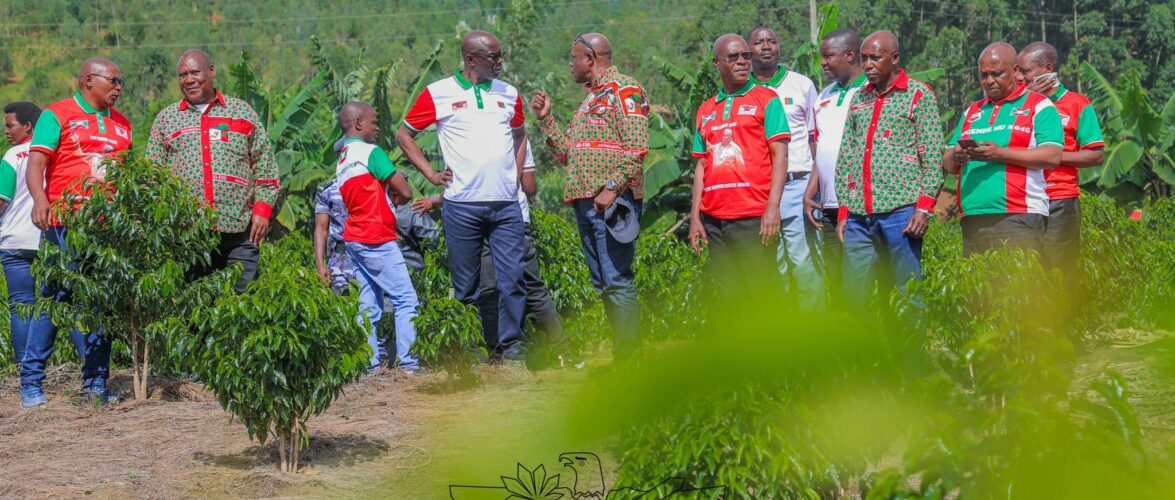 Burundi : Ndikuriyo Révérien amaze kugendera amakomine 15 mu minsi 20