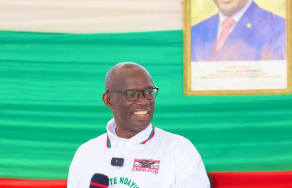 Burundi : Ndikuriyo Révérien mobilise 15 communes en 20 jours