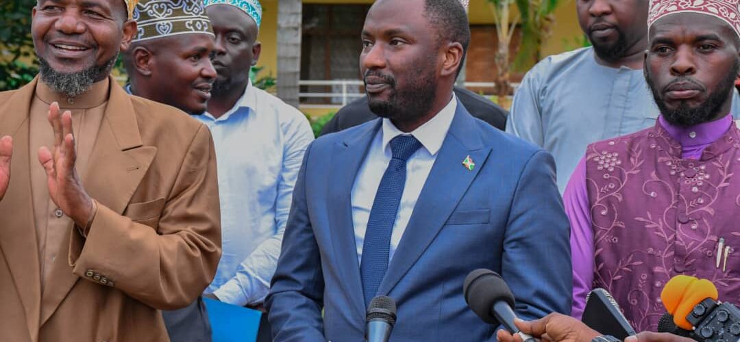 Burundi : Le ministre Hassan Kibeya aux côtés de la communauté musulmane à Bujumbura