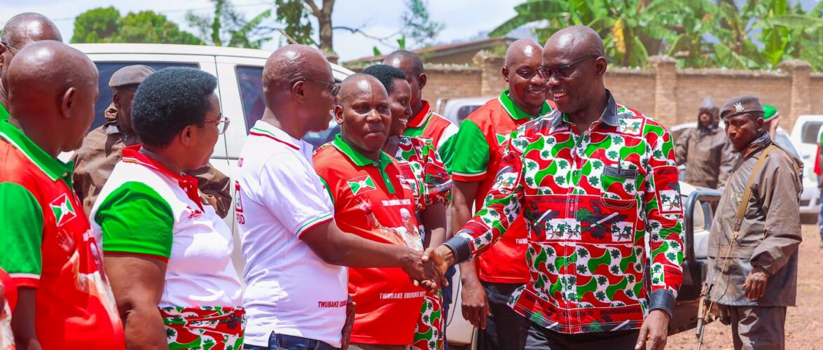 Burundi / Politique : Ndikuriyo Révérien porte à 41 sur 42 le nombre de communes visitées en 2 mois
