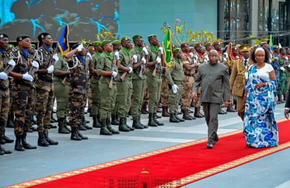 Le couple présidentiel burundais à l’honneur lors de l’inauguration du Palais des Congrès de Libreville