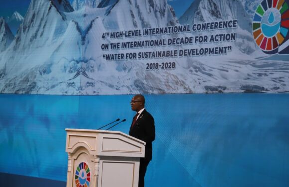 Burundi / Tadjikistan : Ntahontuye de retour d’une conférence sur l’eau