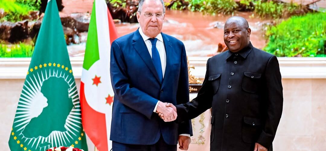 Le Président Evariste Ndayishimiye reçoit le Ministre russe des Affaires Etrangères Sergueï Lavrov