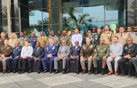 Burundi / Angola – USA : La FDNB à la Conférence des chefs d&rsquo;état-major africains à Luanda