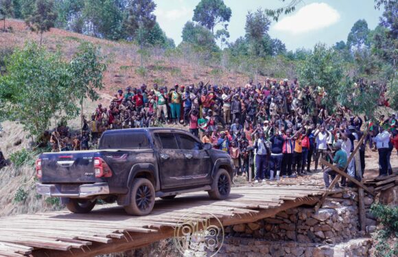 Burundi : Un nouveau pont désenclave 4 collines de Kayanza après 20 ans d&rsquo;attente