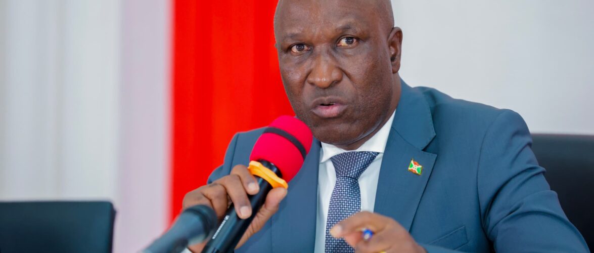 Bukinanyana : le Sénat appelle à corriger les dysfonctionnements pour rapprocher le pouvoir des citoyens