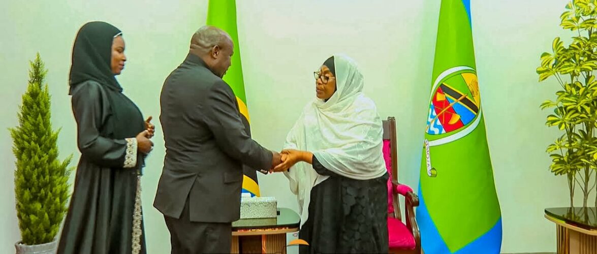 Burundi / Tanzanie : Le Président Ndayishimiye présente ses condoléances à Samia Suluhu Hassan