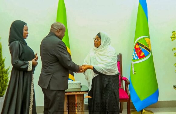 Burundi / Tanzanie : Le Président Ndayishimiye présente ses condoléances à Samia Suluhu Hassan