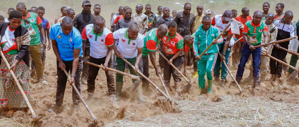 Burundi / CNDD-FDD : TDC – Les Imbonerakure de Muyinga mobilisés pour l’Agatasi